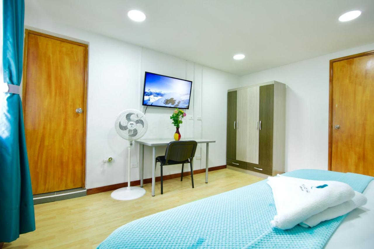 Poblado Park Guest House Медельїн Екстер'єр фото