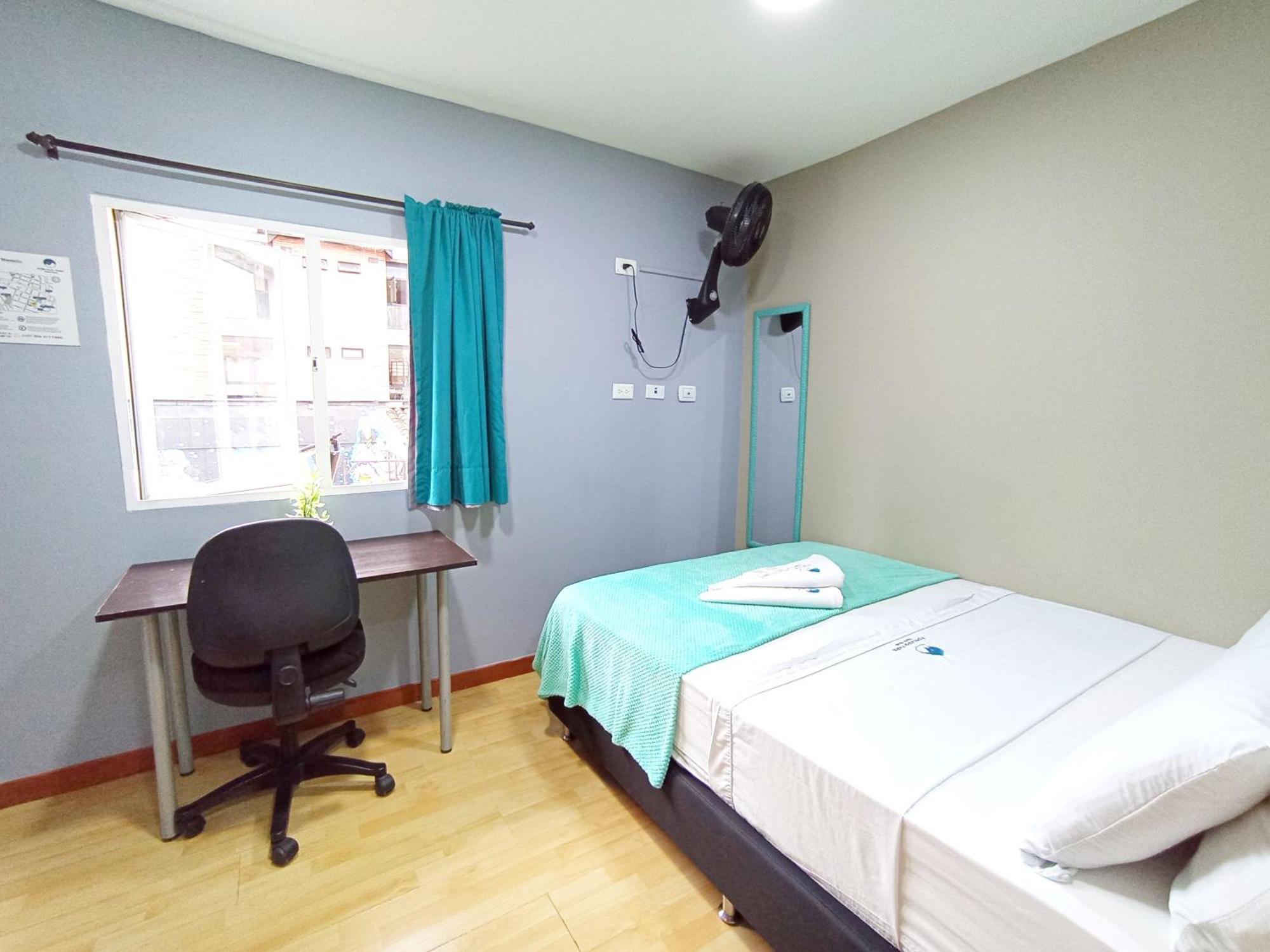 Poblado Park Guest House Медельїн Екстер'єр фото