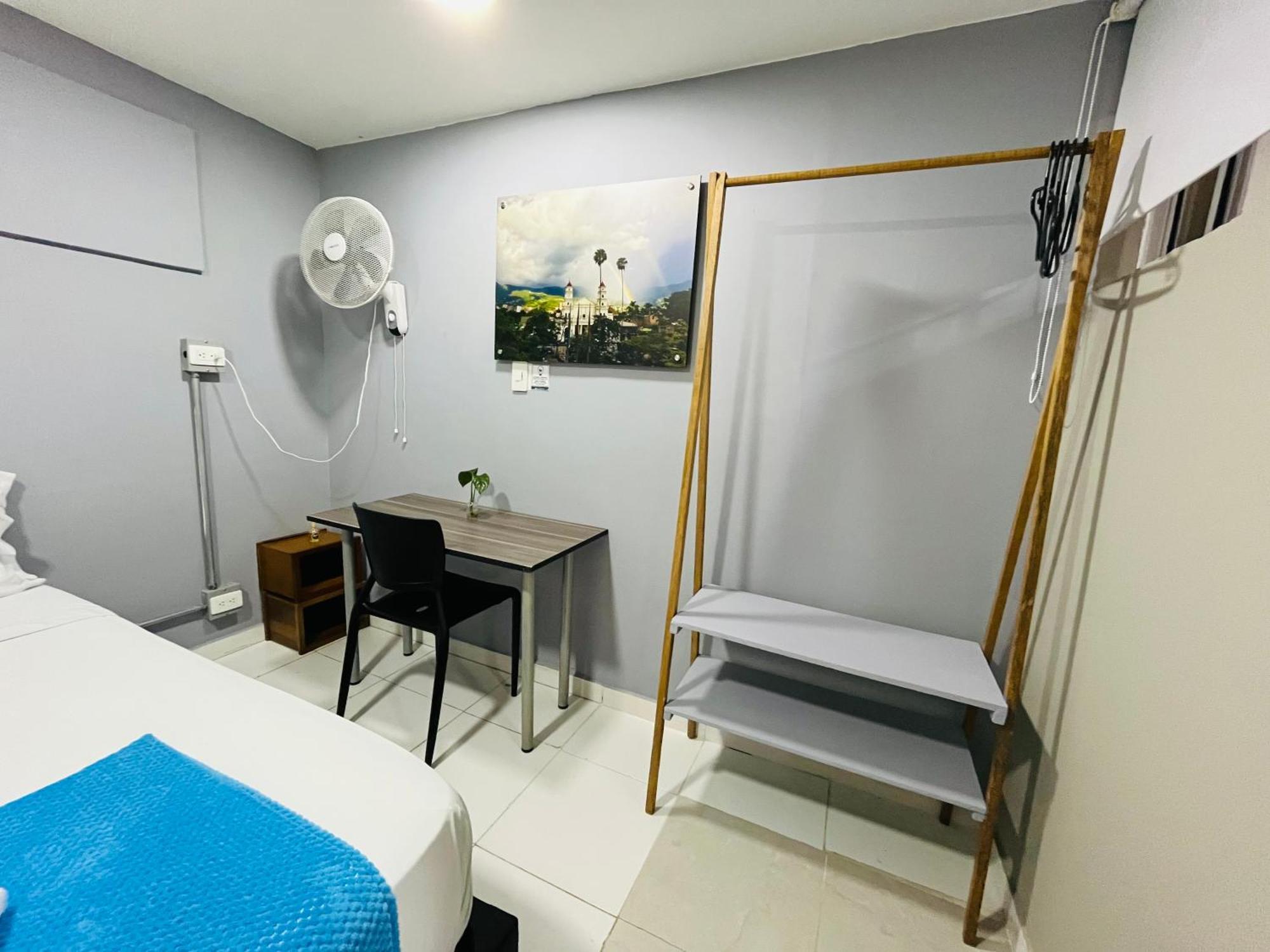 Poblado Park Guest House Медельїн Екстер'єр фото